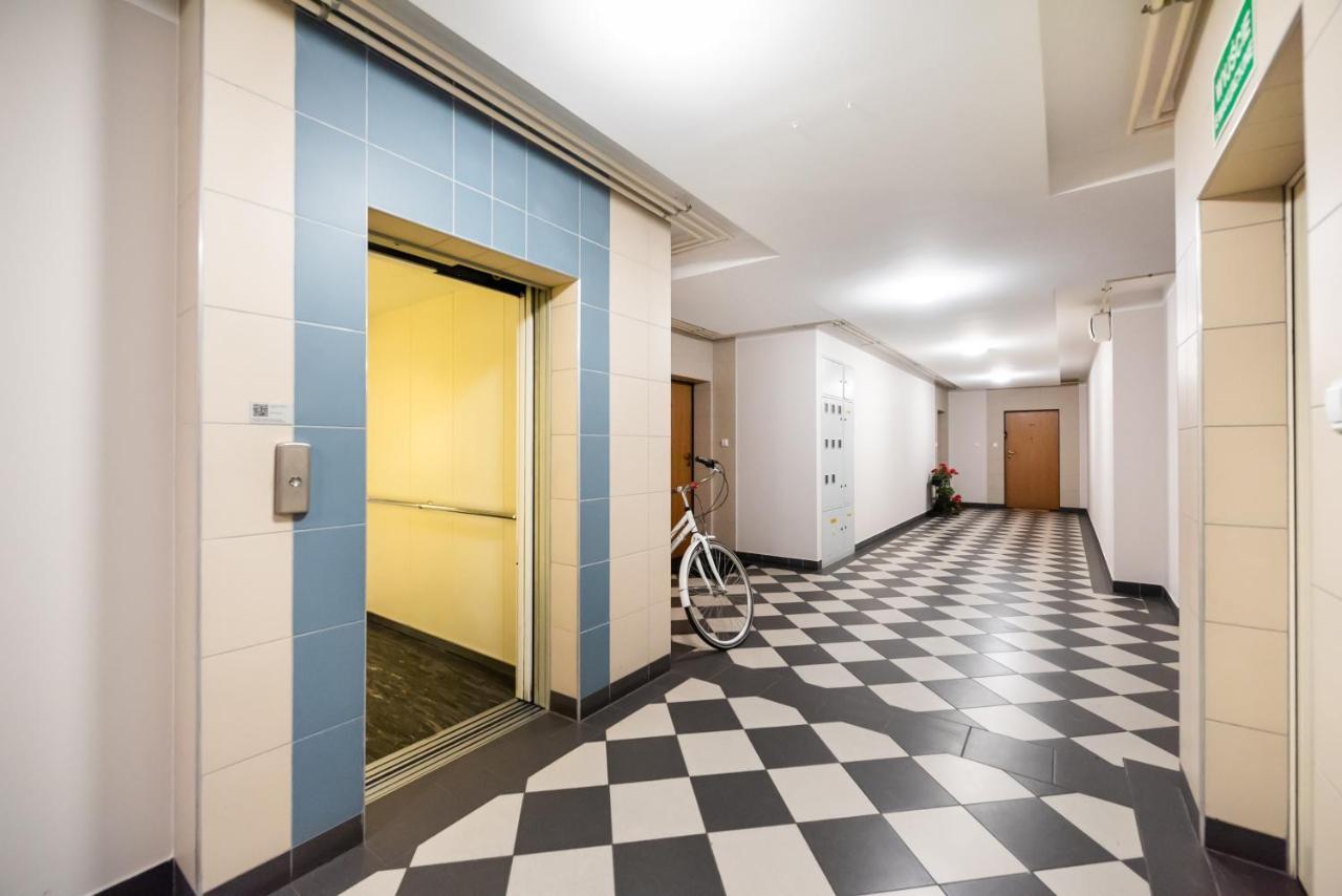 Metro Kondratowicza Velvet Apartment Warschau Exterior foto